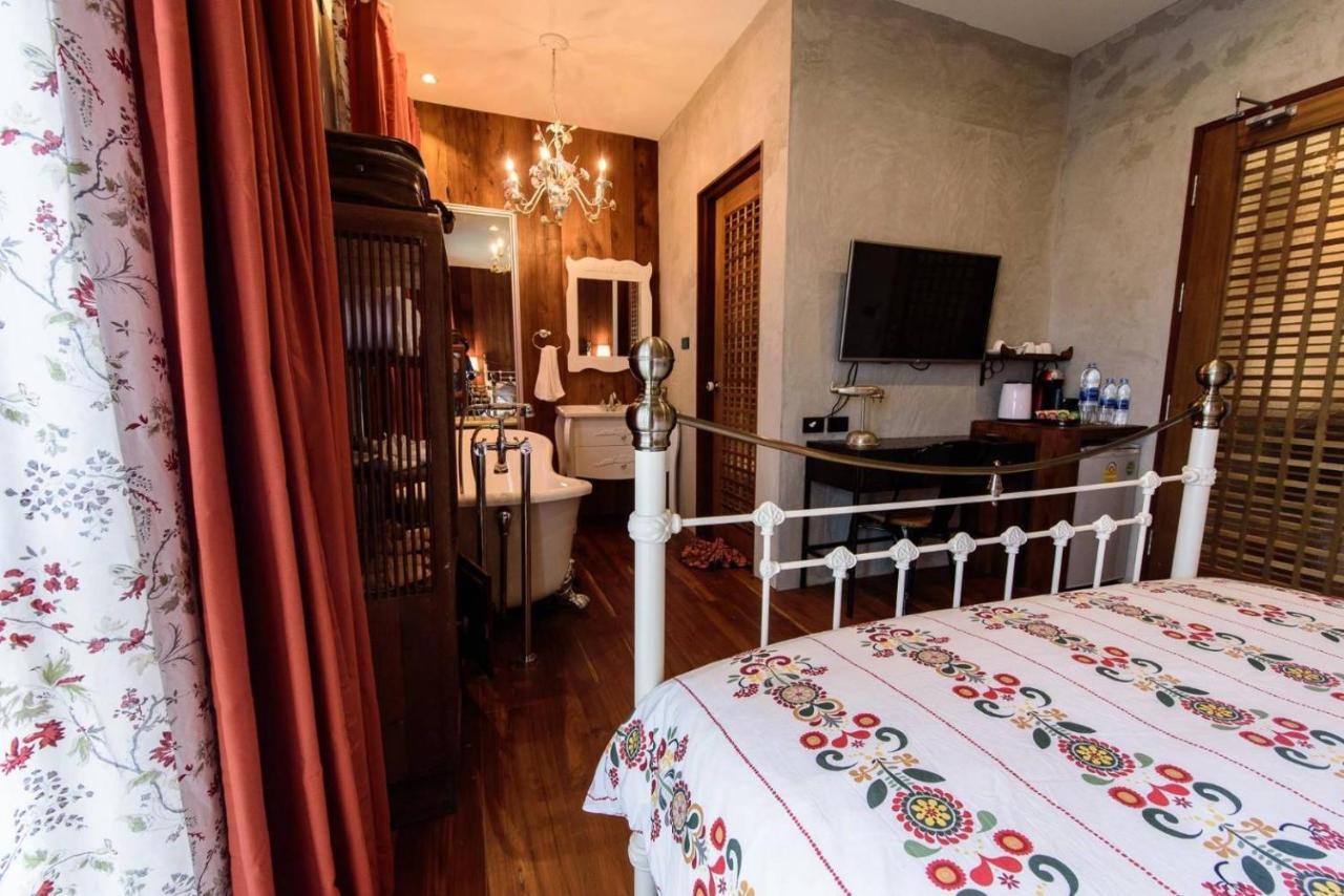 Roomquest Rimrabeang At Amphawa Eksteriør billede